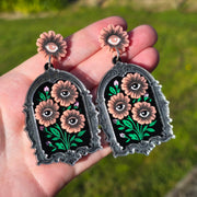 All Seeing Blooms